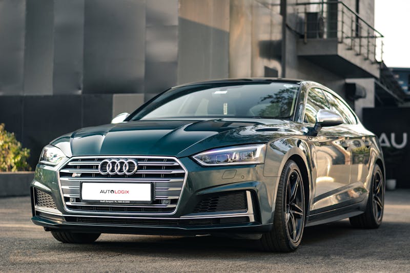 Audi S5 prepared for international auto shipping